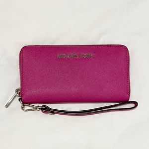 Michael Kors Jet Set Wallet